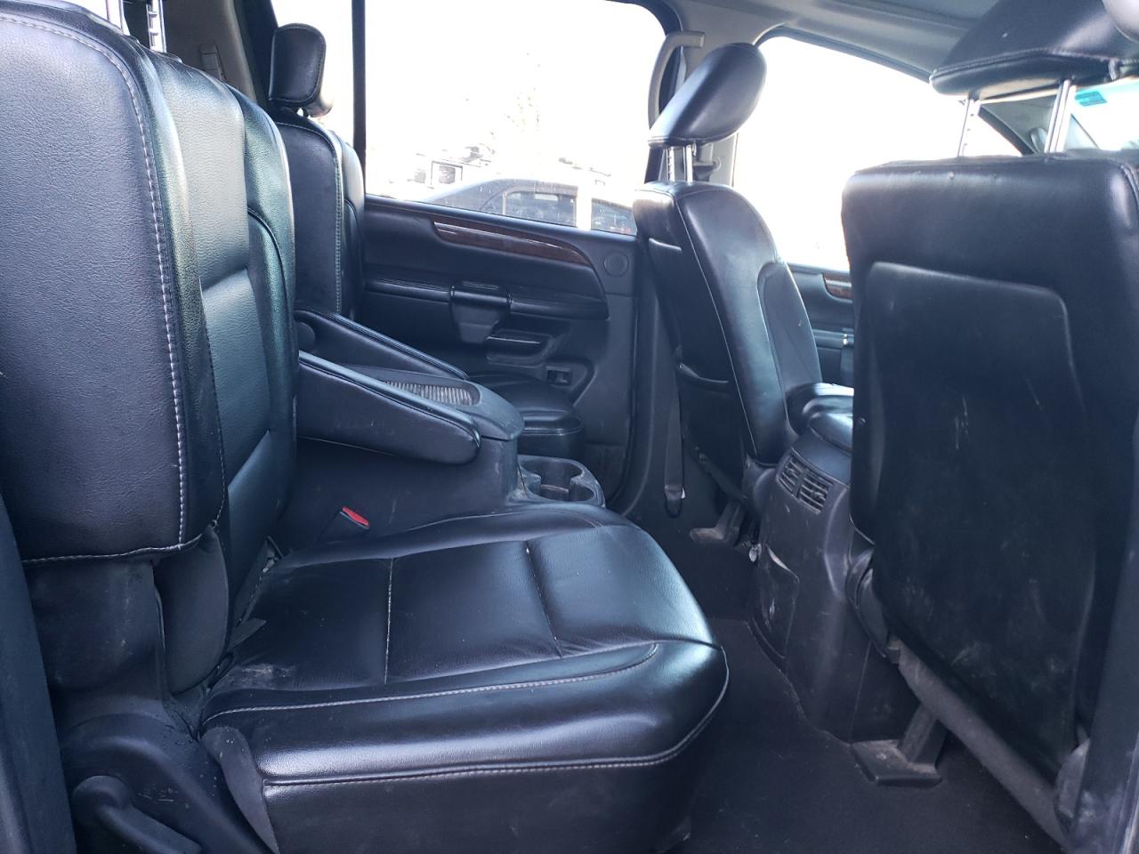 2010 Nissan Armada - Image 11