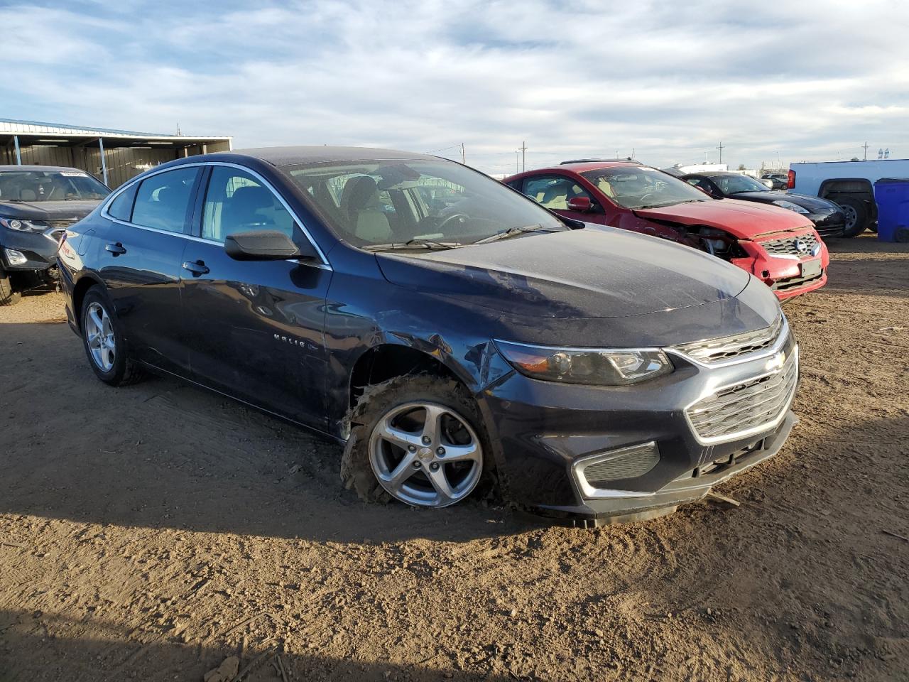 VIN 1G1ZB5ST3HF111083 2017 CHEVROLET MALIBU no.4