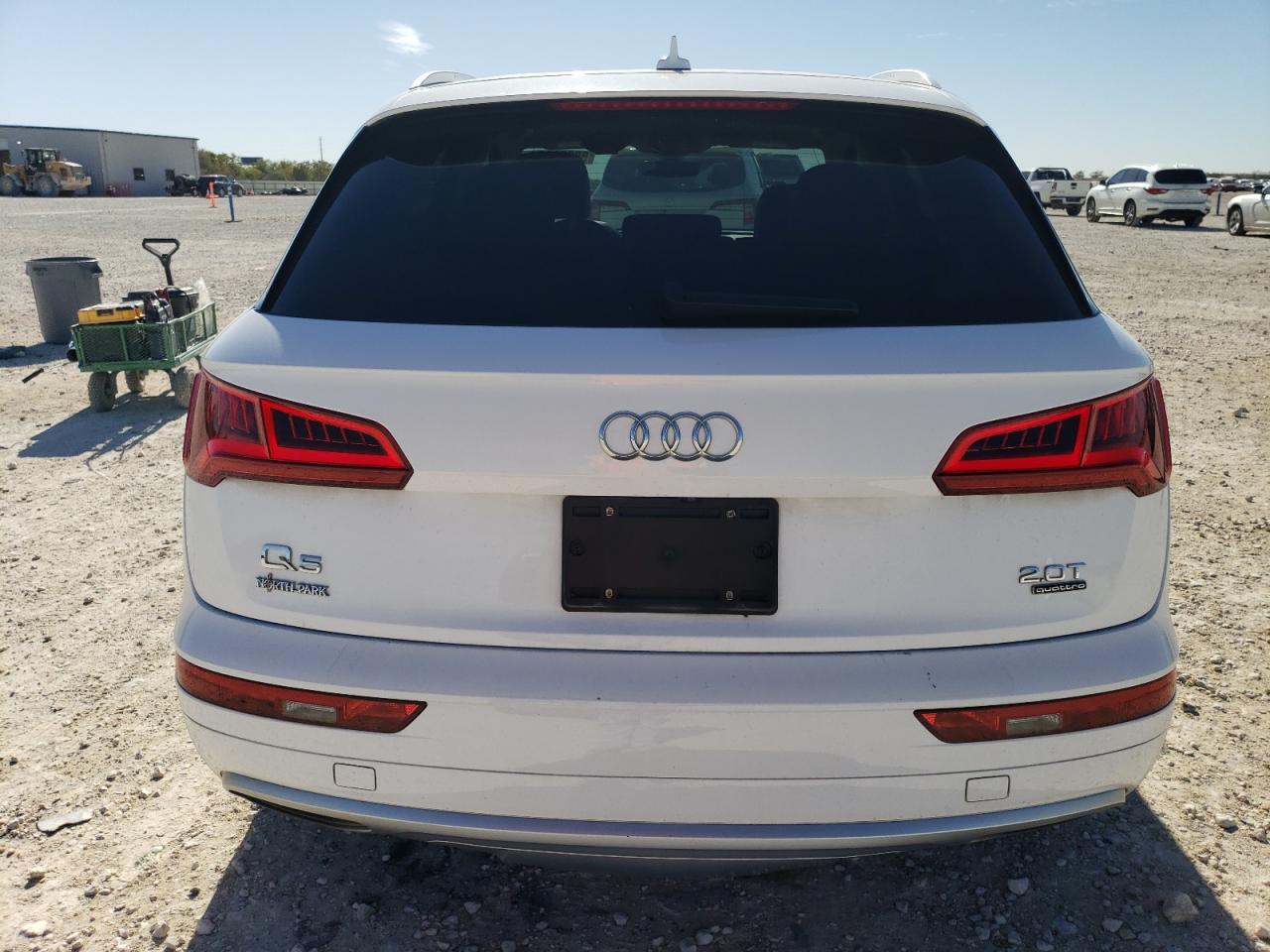 VIN WA1ANAFY9J2186582 2018 AUDI Q5 no.6