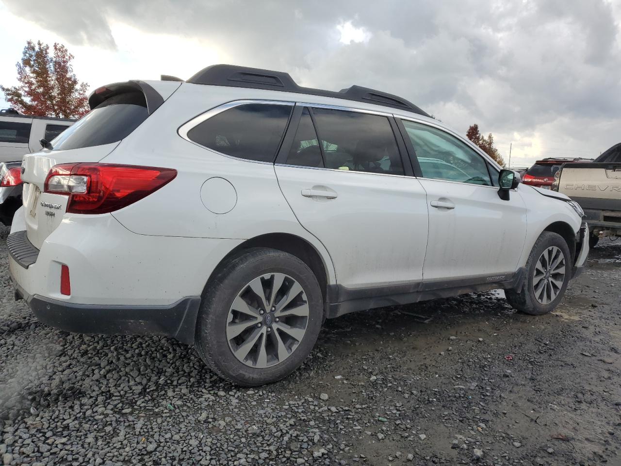 VIN 4S4BSENC8H3211553 2017 SUBARU OUTBACK no.3