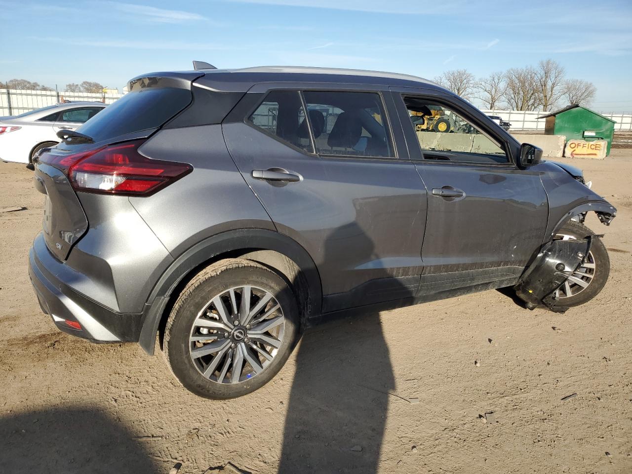 2024 Nissan Kicks - Image 3