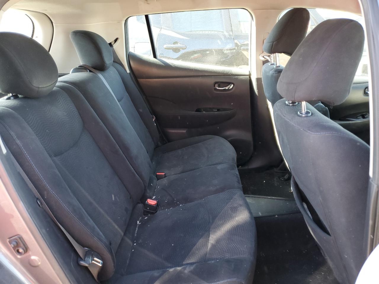2014 Nissan Leaf - Image 10