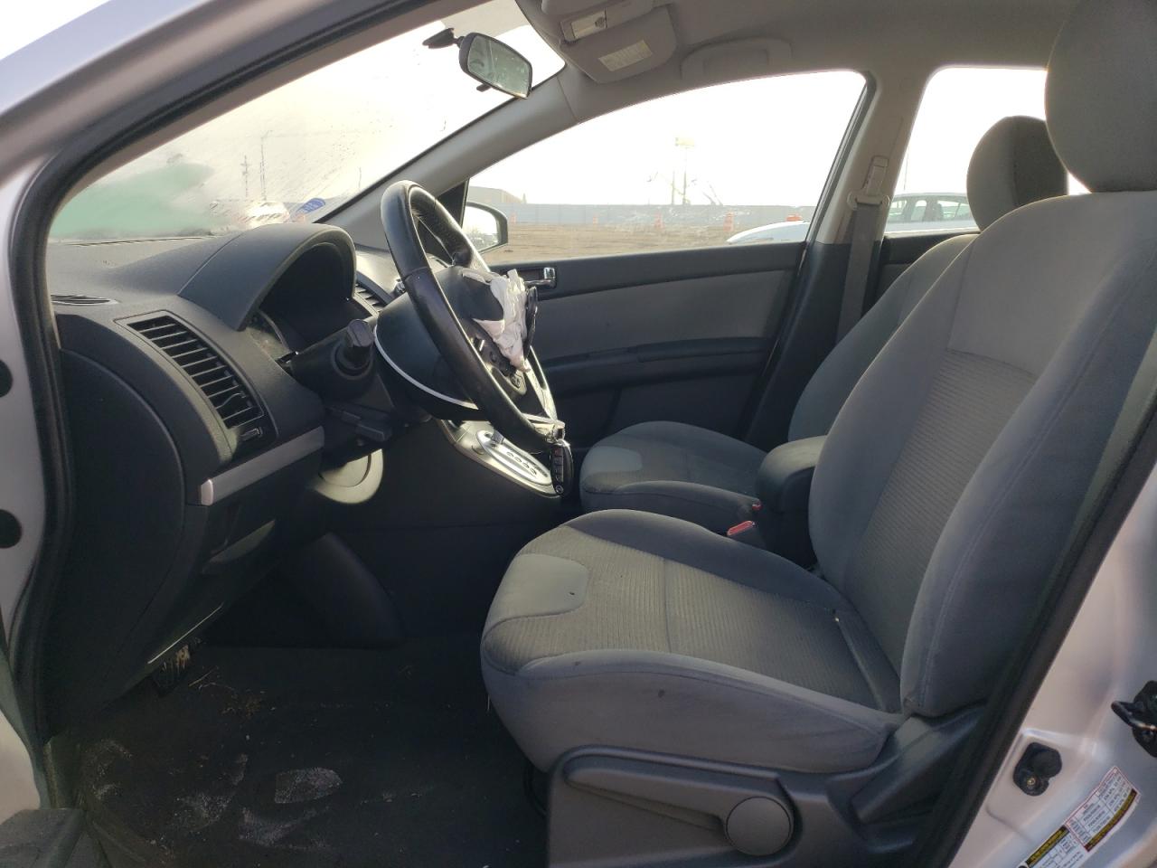 2010 Nissan Sentra - Image 7