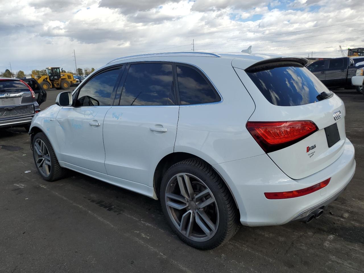 2014 Audi SQ5 - Image 2