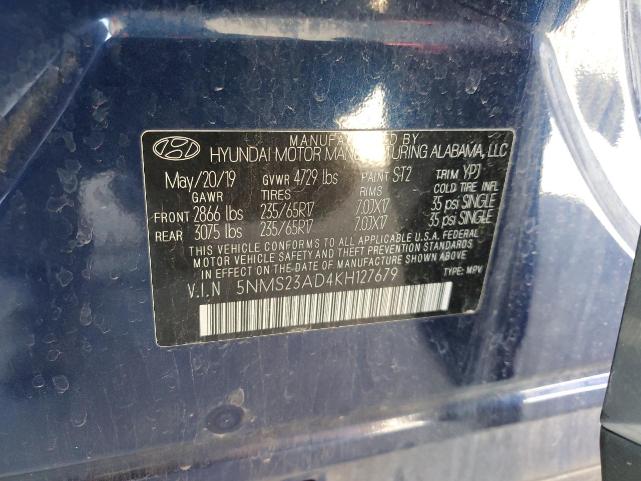 2019 Hyundai Santa Fe - Image 13