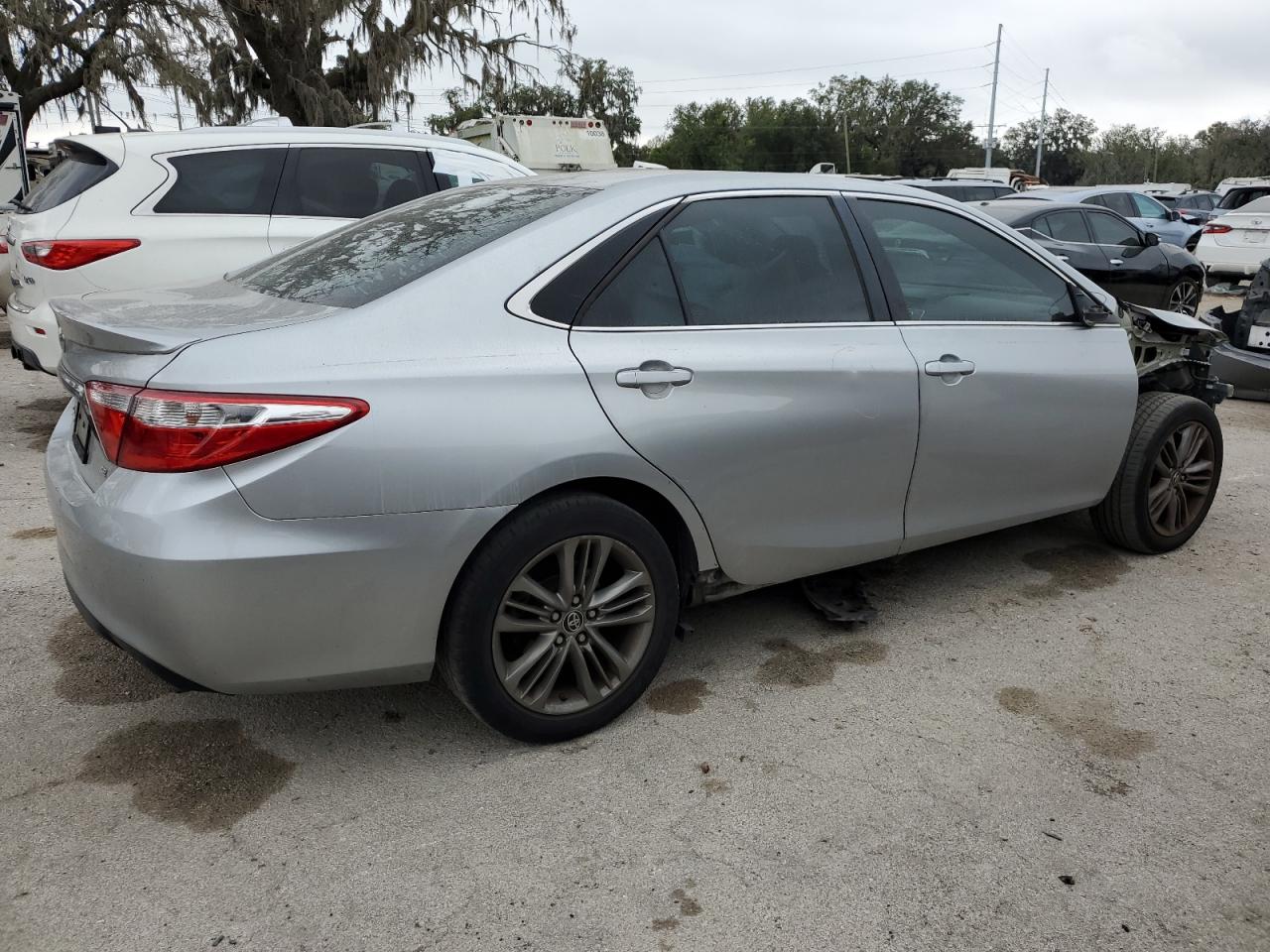 2016 Toyota Camry - Image 3