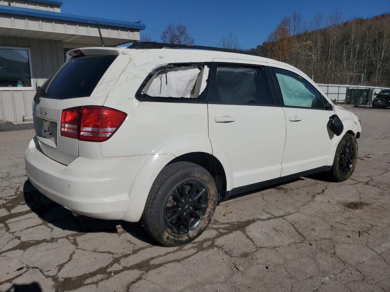 2020 Dodge Journey - Image 3