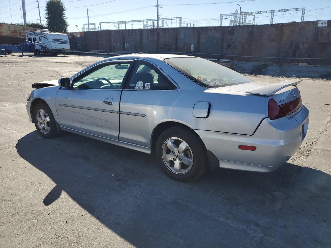 2001 Honda Accord - Image 2