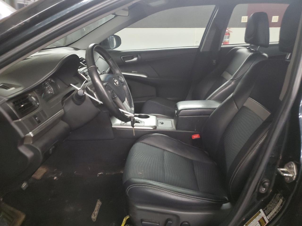 2014 Toyota Camry - Image 7