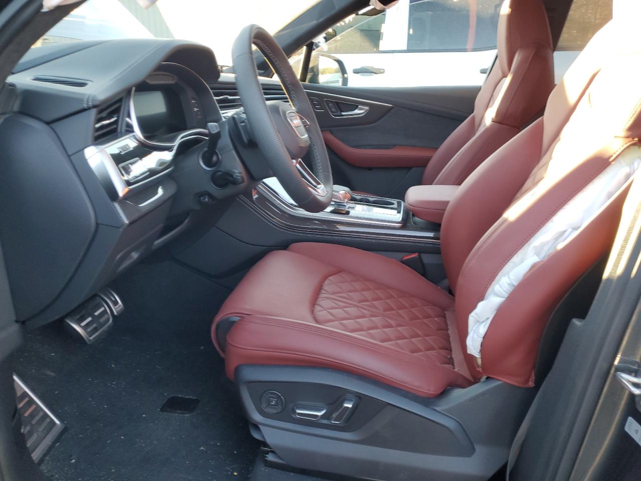 2024 Audi SQ7 - Image 7