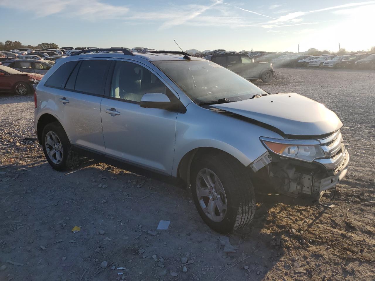 VIN 2FMDK3JC8EBA14042 2014 FORD EDGE no.4