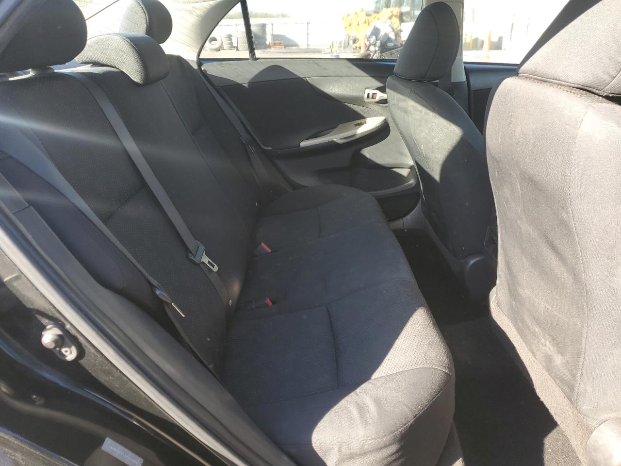 2010 Toyota Corolla - Image 10