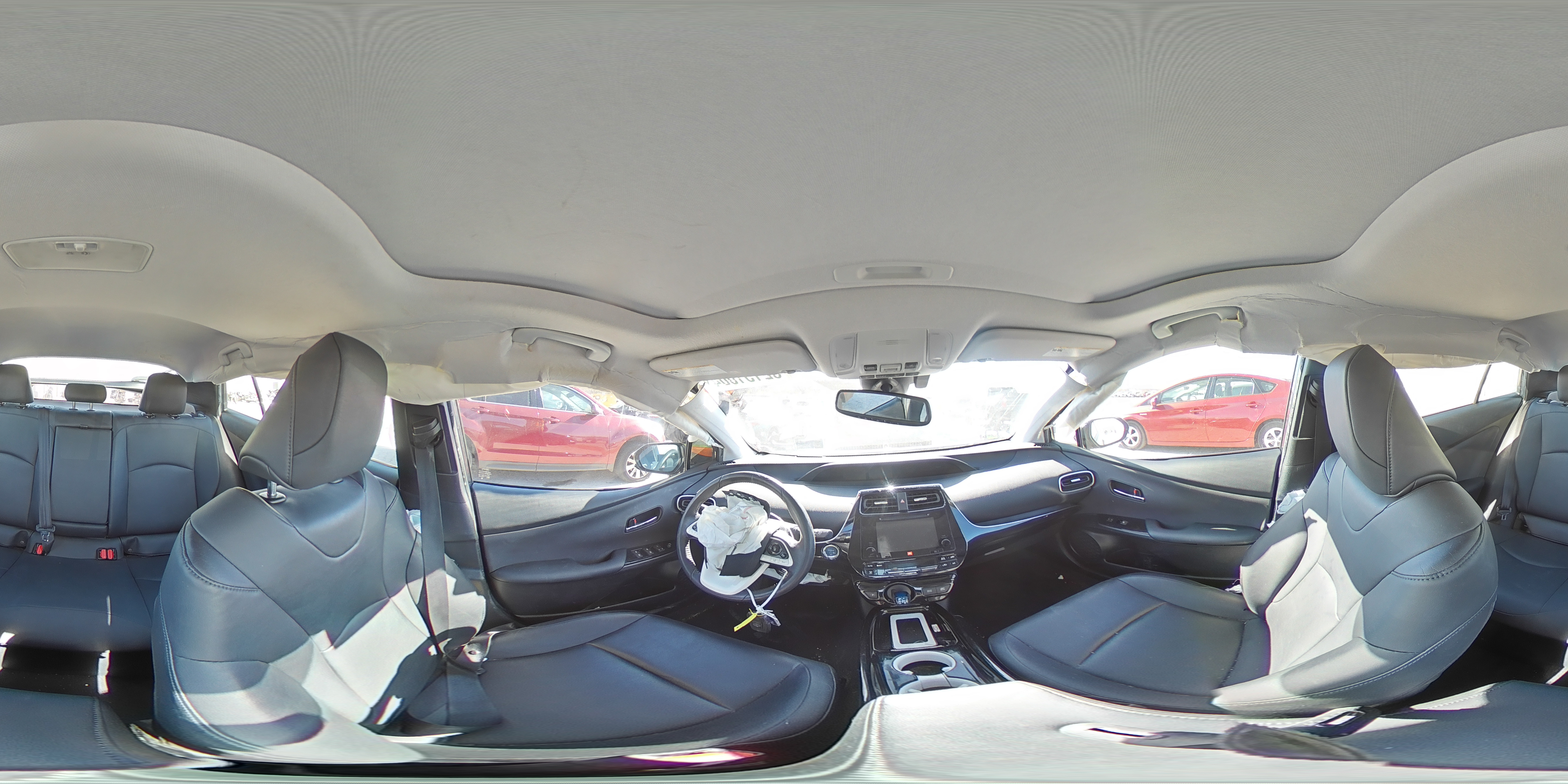 2016 Toyota Prius - Image 13