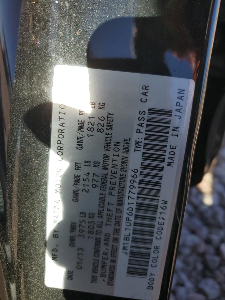 2013 Mazda 3 - Image 12