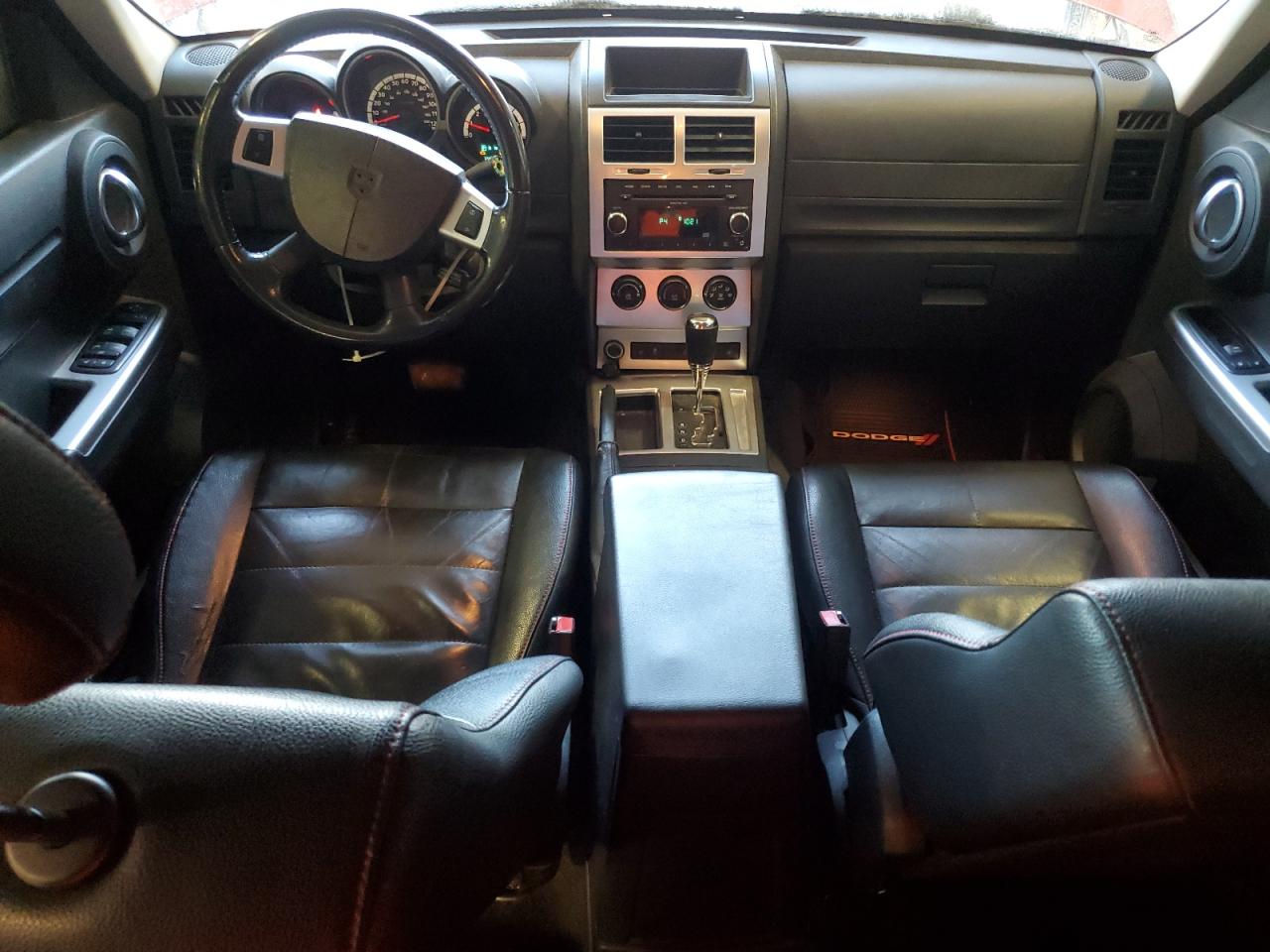 2011 Dodge Nitro - Image 8