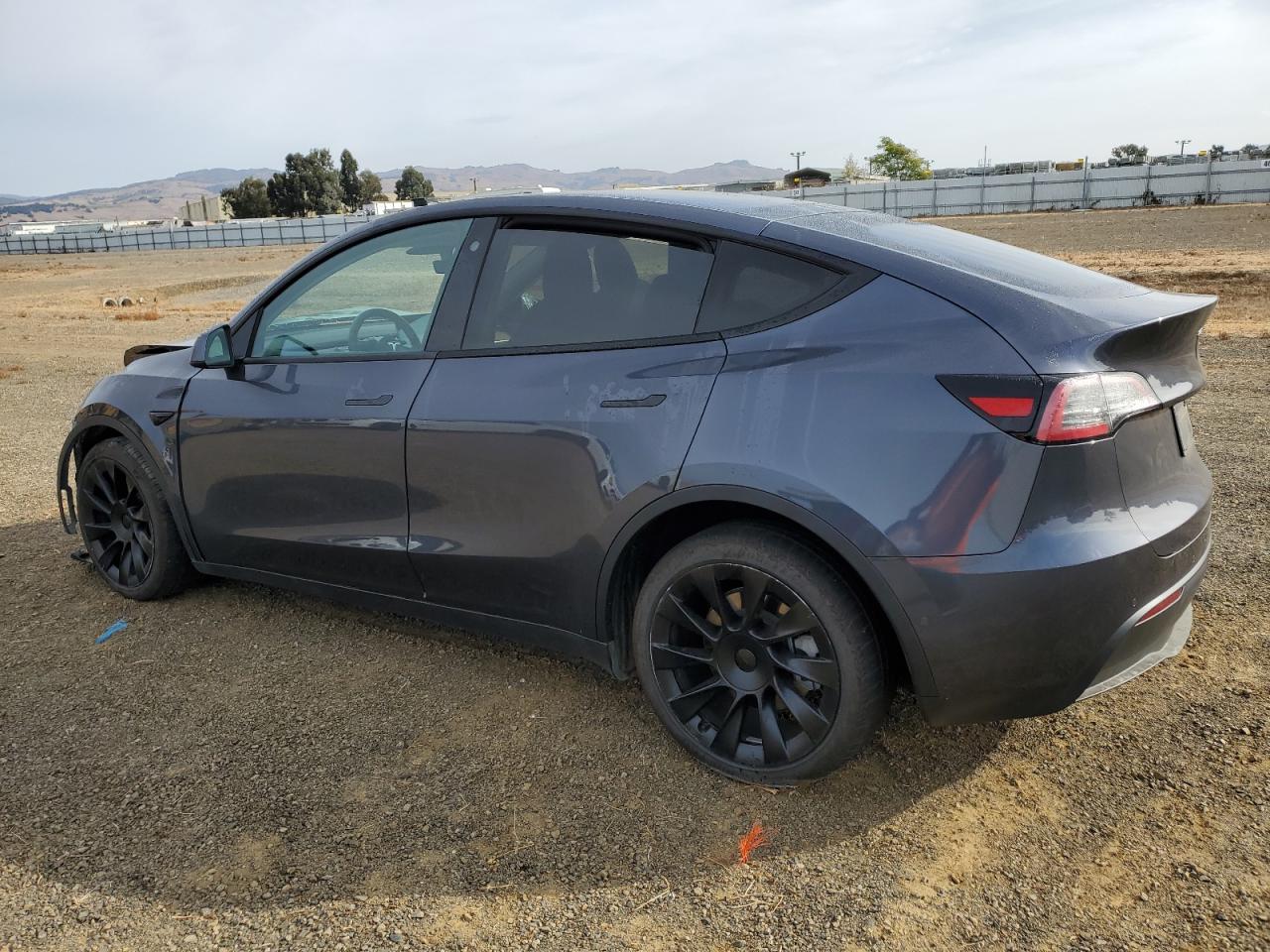 VIN 5YJYGDEE5MF072152 2021 TESLA MODEL Y no.2