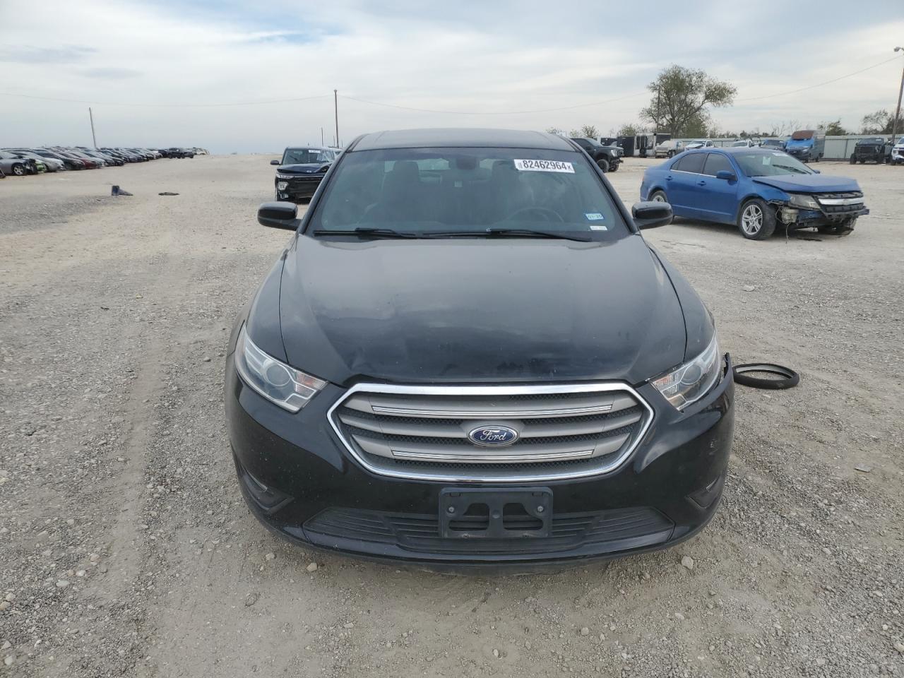 2019 Ford Taurus - Image 5