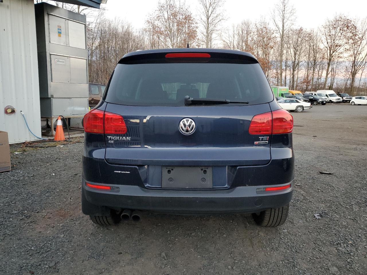 2016 Volkswagen Tiguan S VIN: WVGBV7AX4GW568477 Lot: 81681054