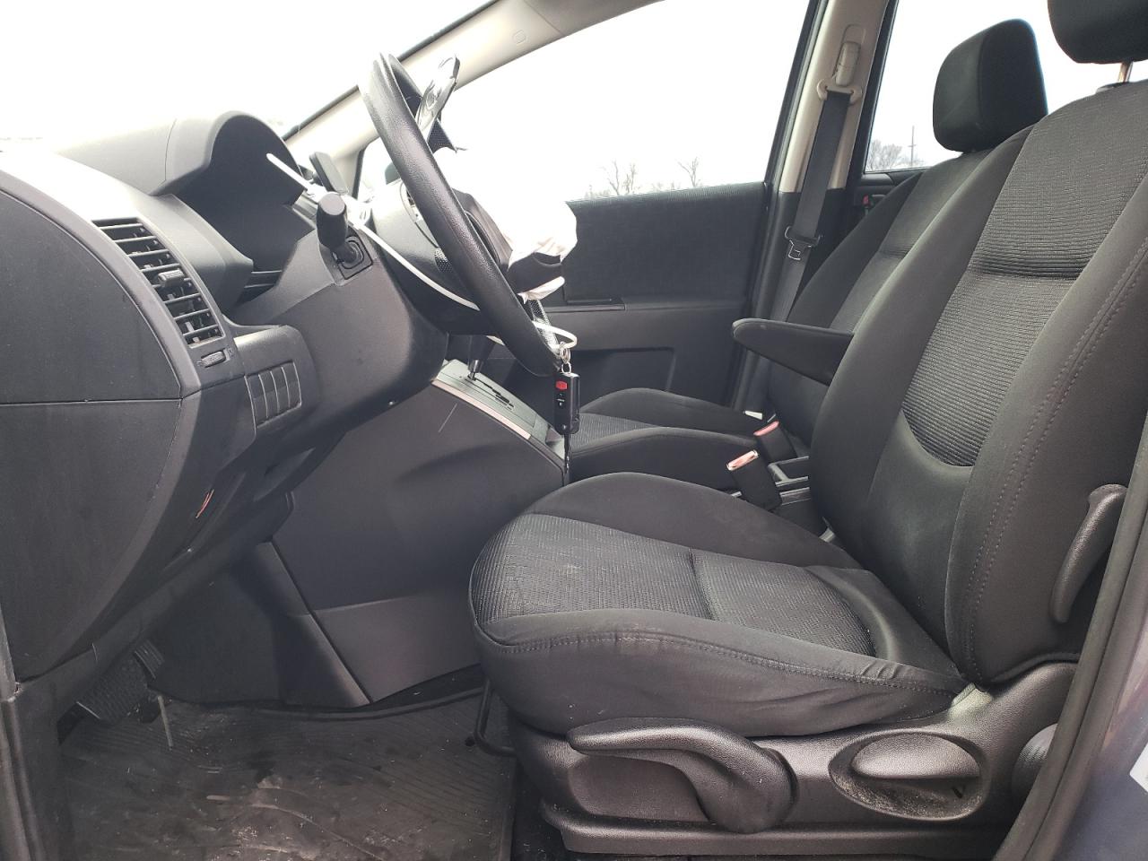 2009 Mazda 5 - Image 7