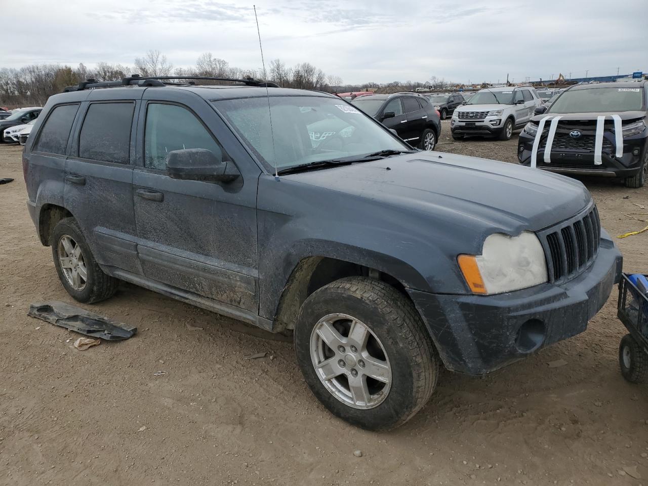 2006 Jeep Grand Cherokee - Image 4