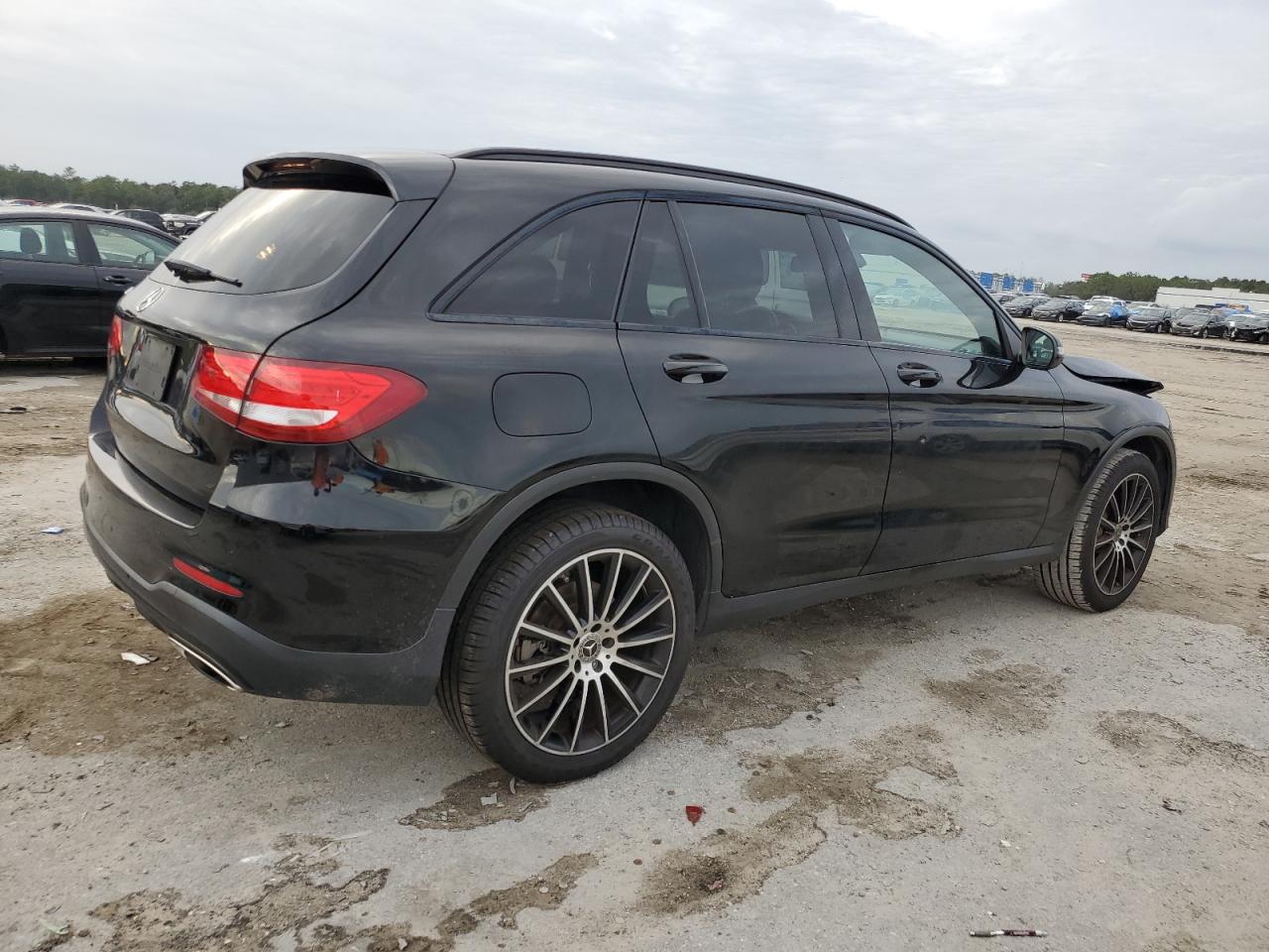 VIN WDC0G4JB7GF074651 2016 MERCEDES-BENZ GLC-CLASS no.3