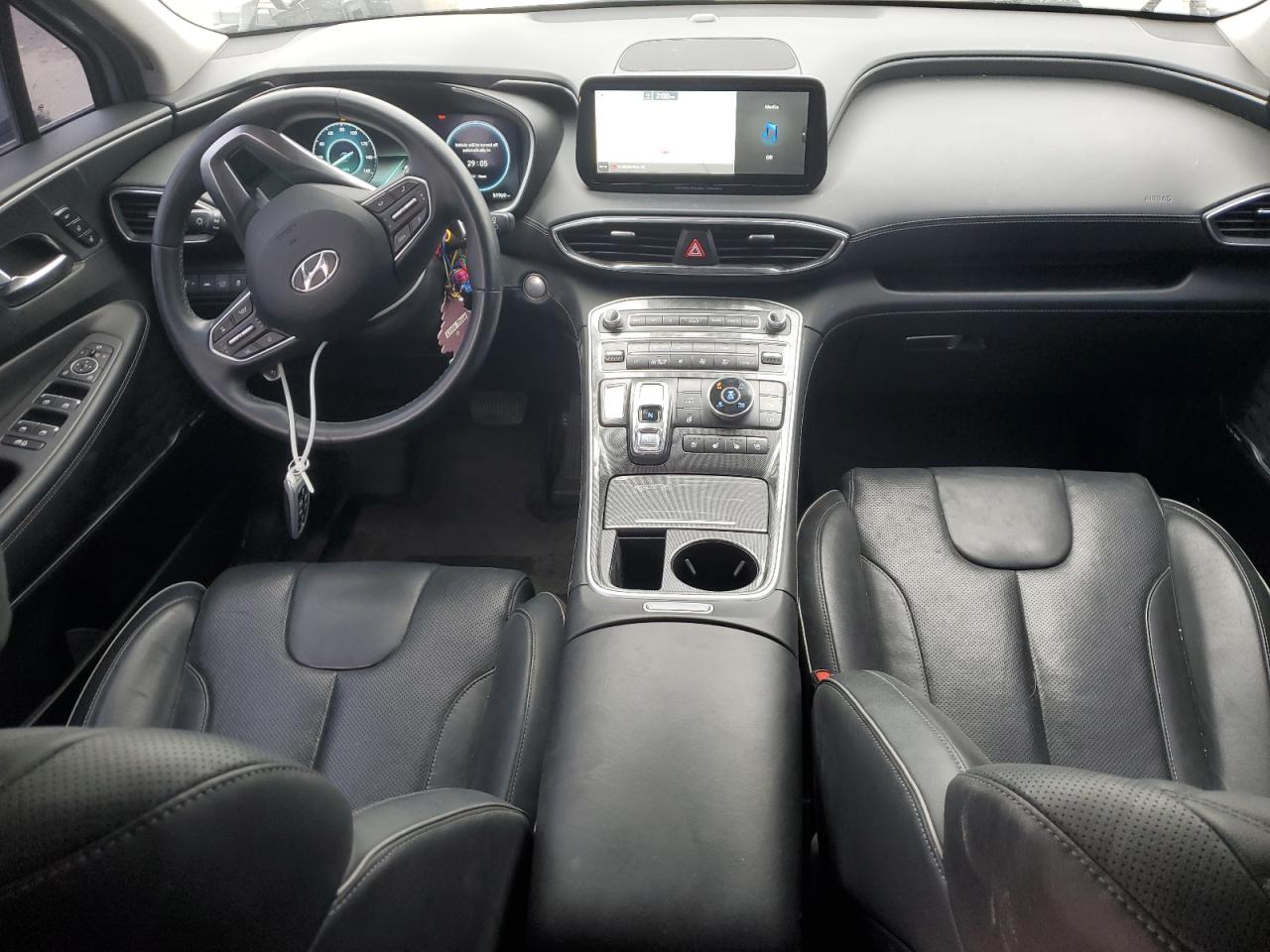 2022 Hyundai Santa Fe - Image 8