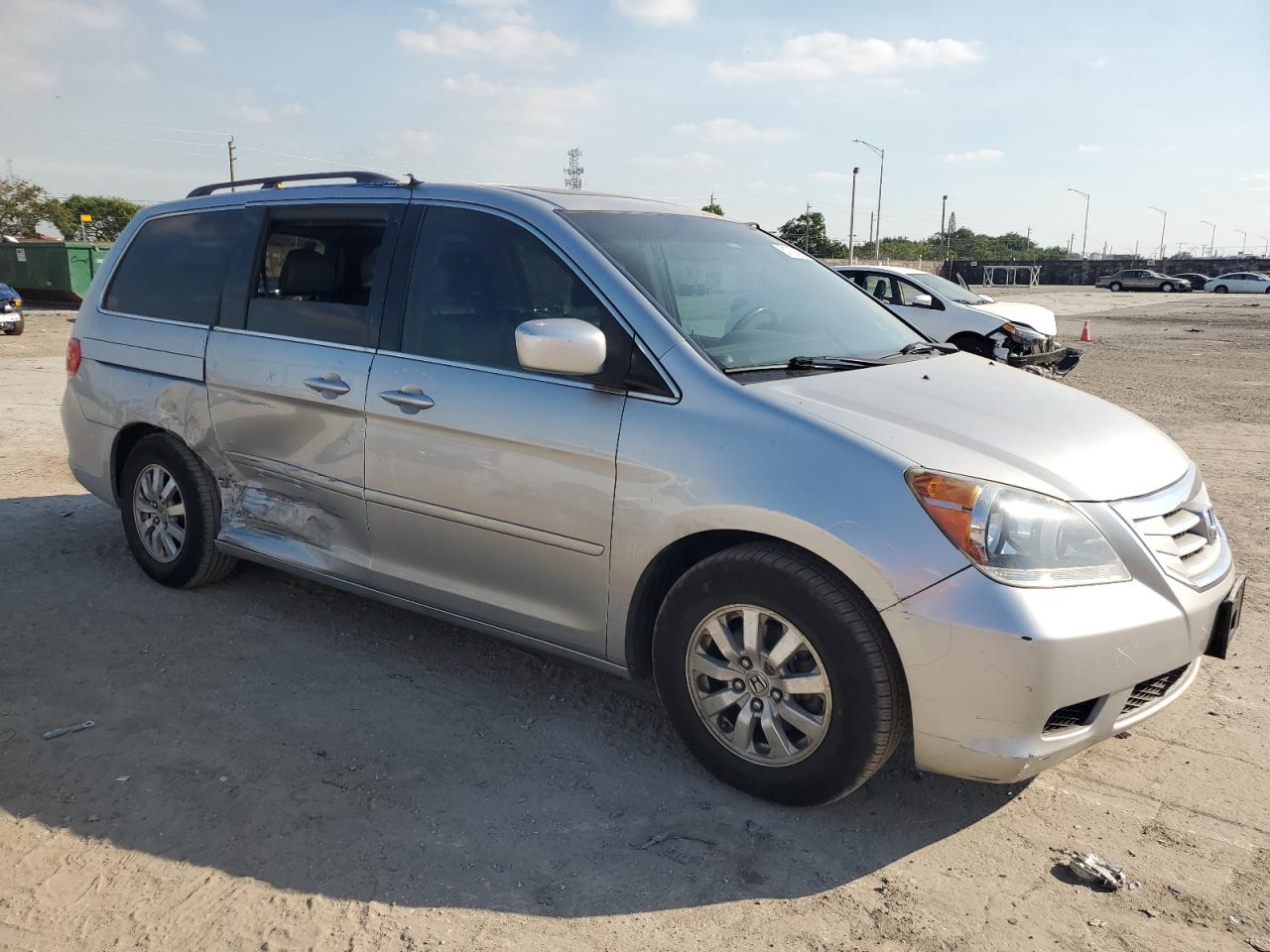 2010 Honda Odyssey - Image 4