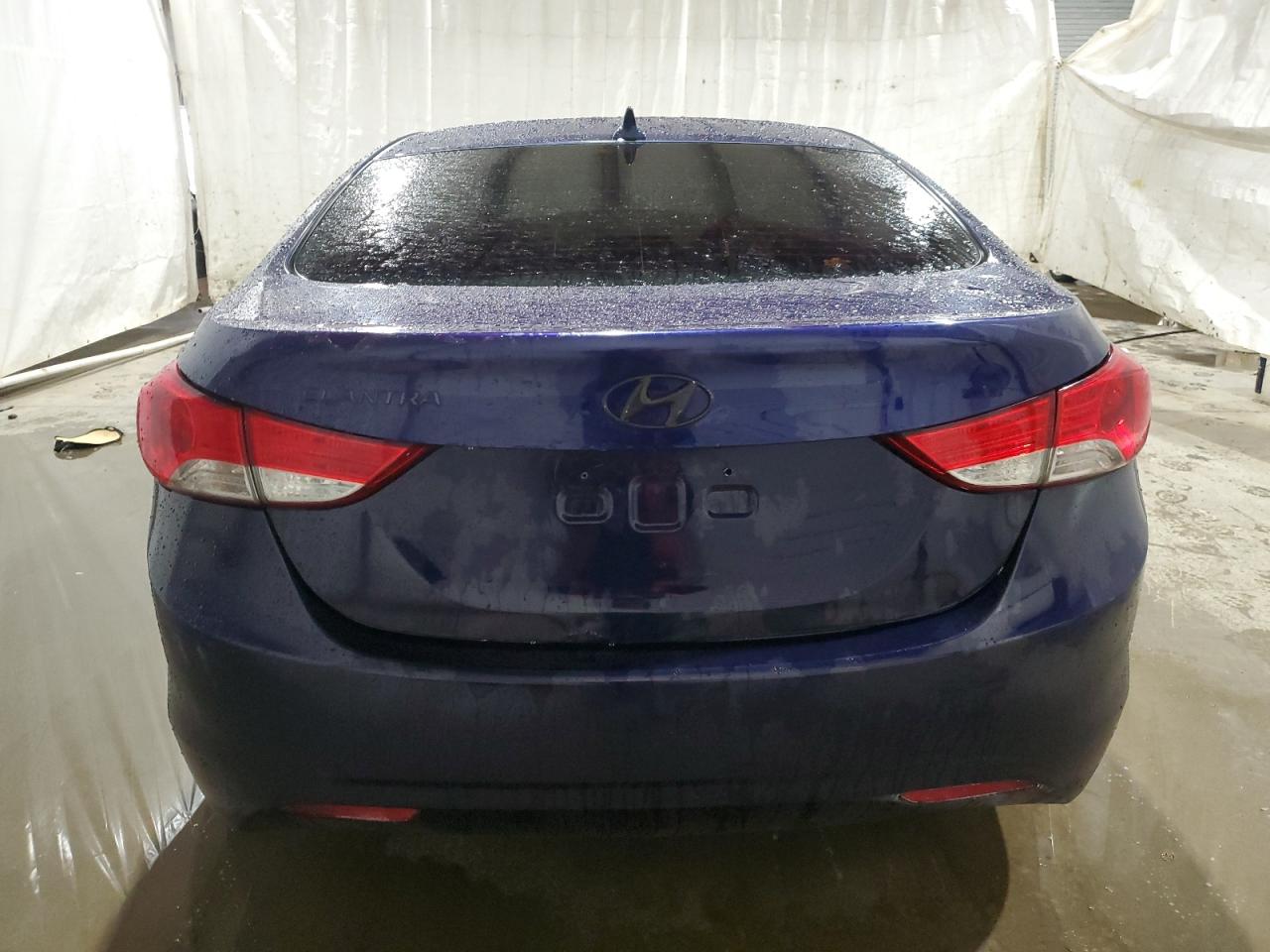 2011 Hyundai Elantra - Image 6