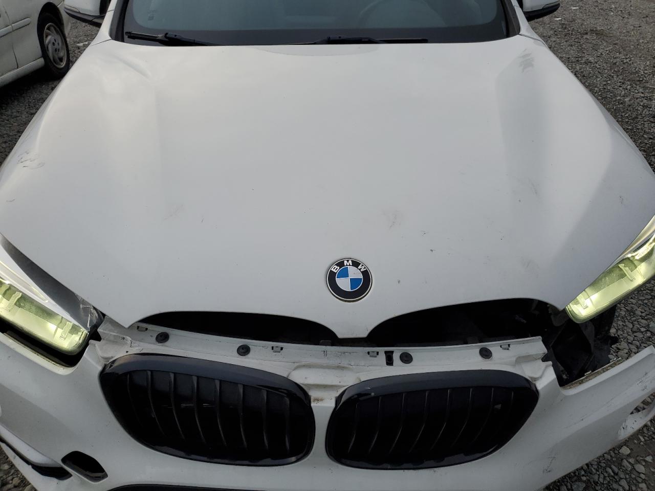 2017 BMW X1 - Image 12
