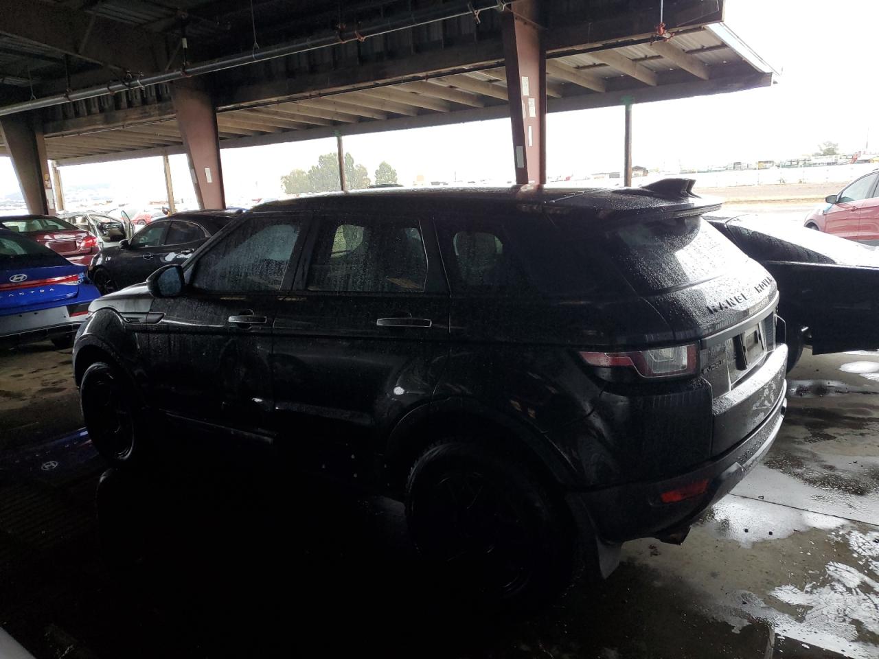 2016 Land Rover Range Rover - Image 2