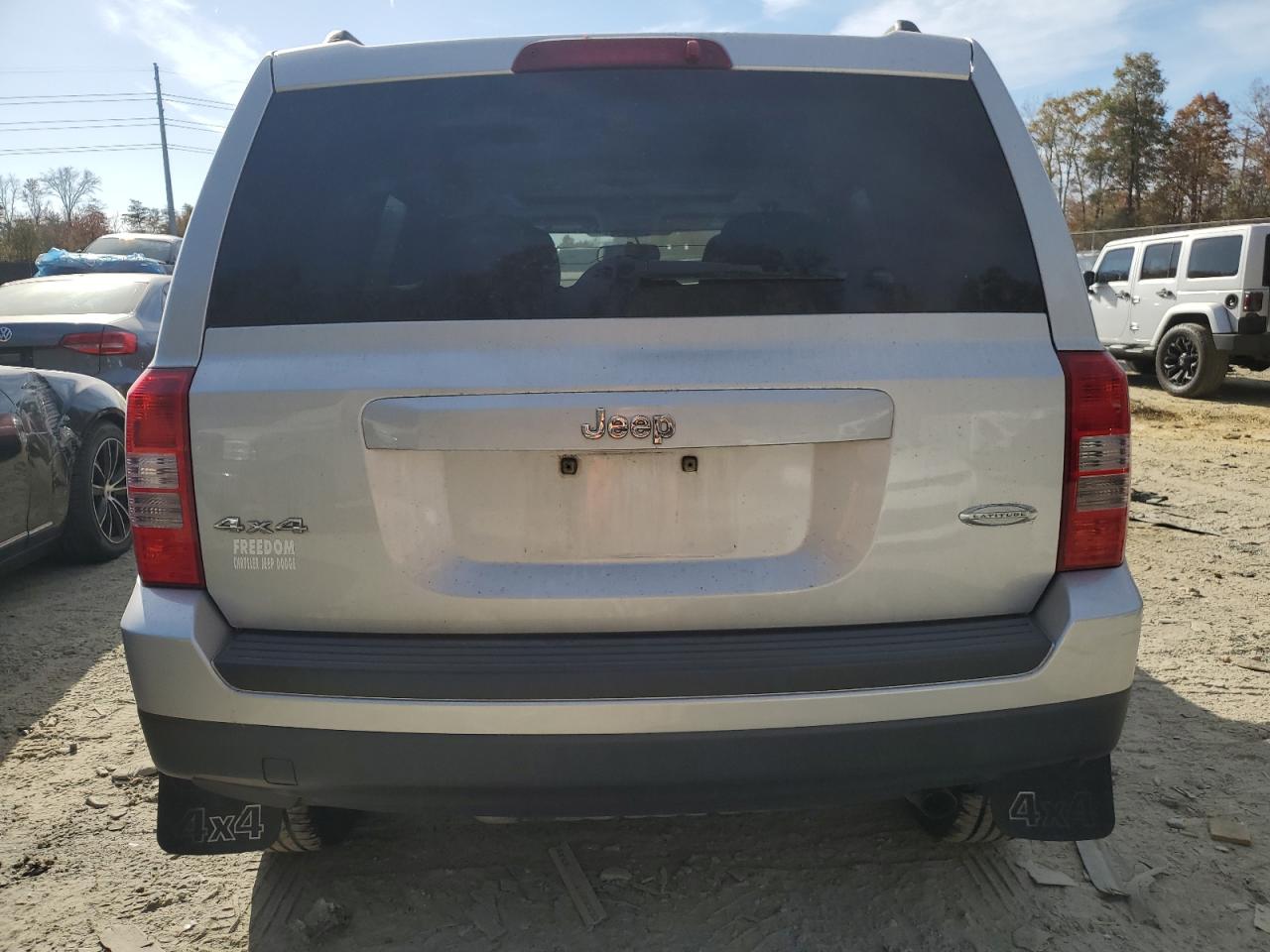 2011 Jeep Liberty (Patriot) - Image 6
