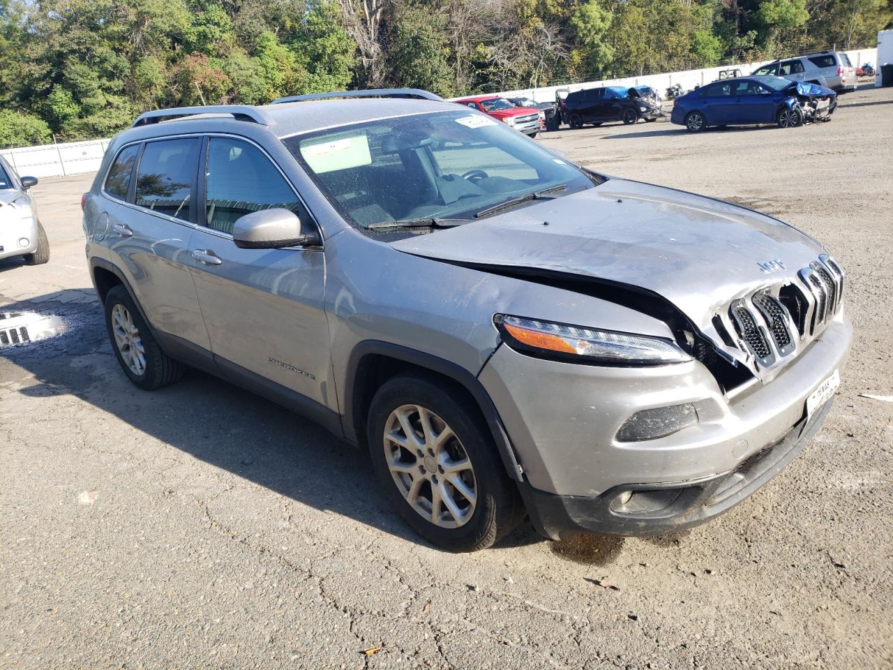 2014 Jeep Cherokee Latitude VIN: 1C4PJLCS4EW105963 Lot: 79633404