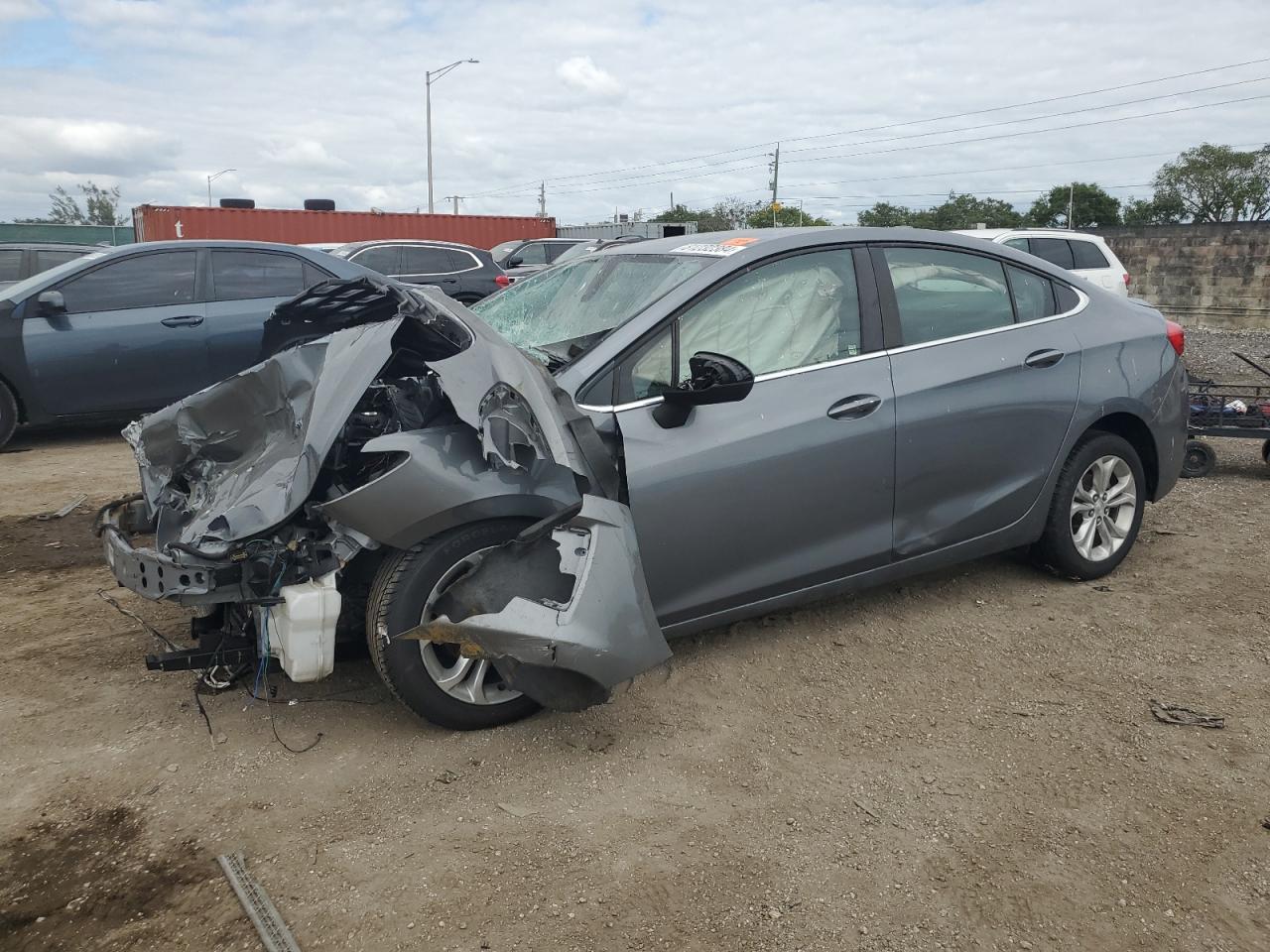 2019 Chevrolet Cruze - Image 1