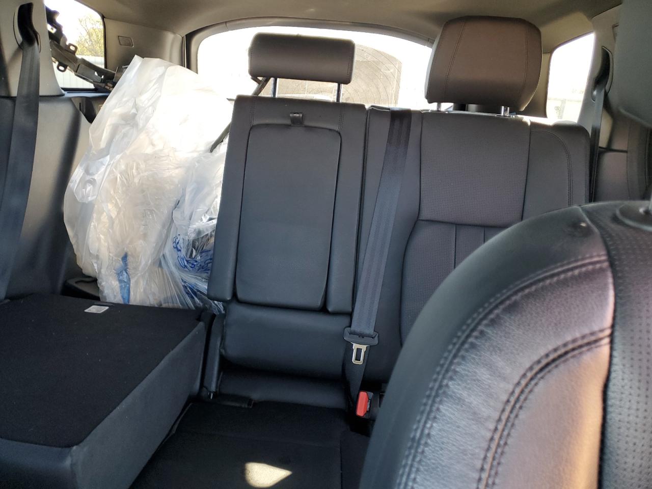 2019 Land Rover Discovery - Image 10