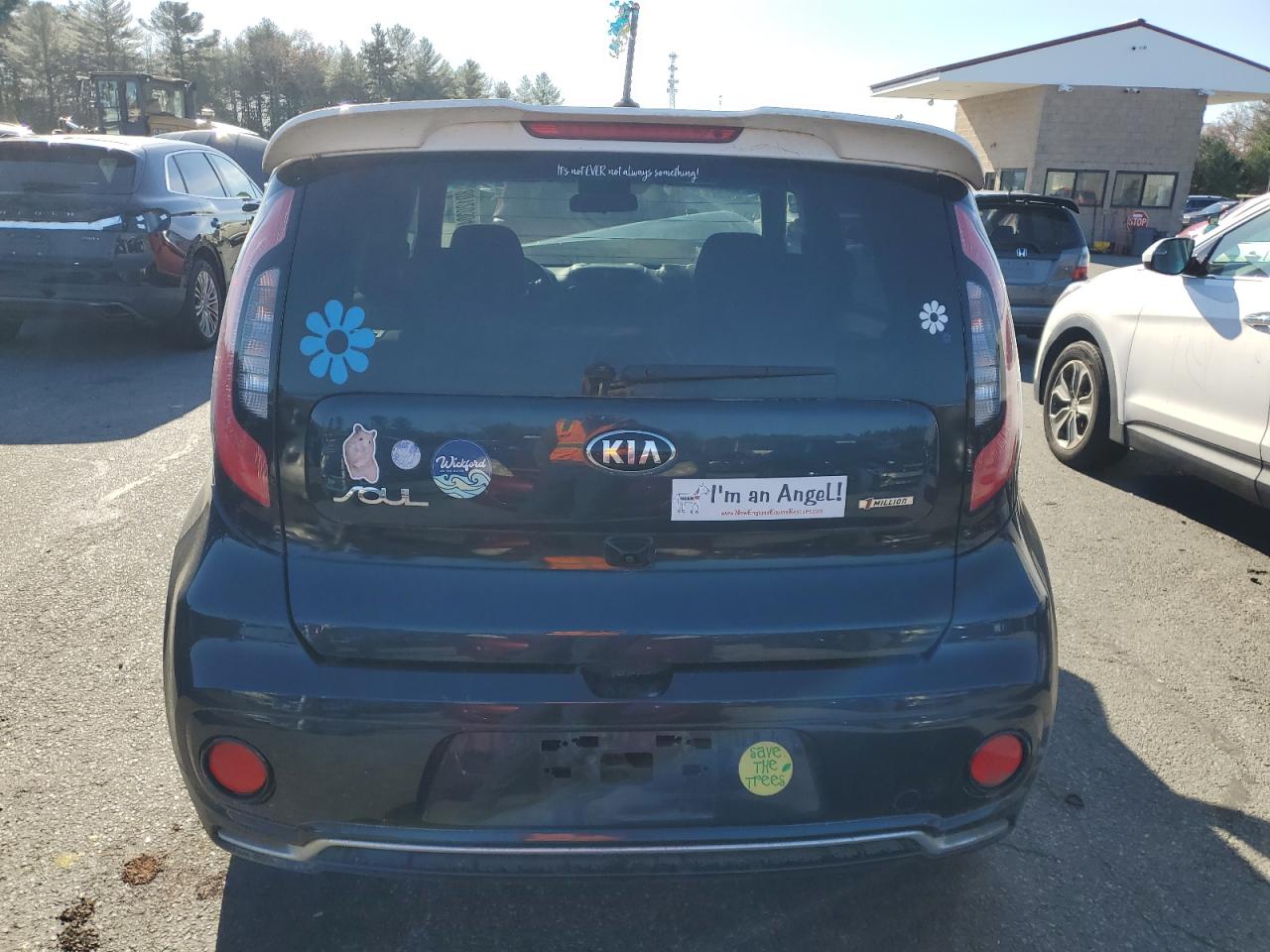 VIN KNDJP3A56J7594954 2018 KIA SOUL no.6