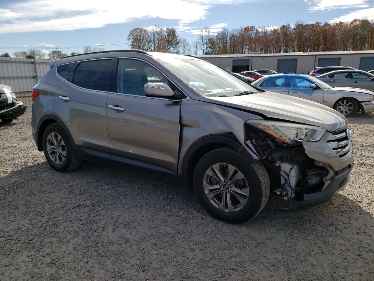 2015 Hyundai Santa Fe - Image 4