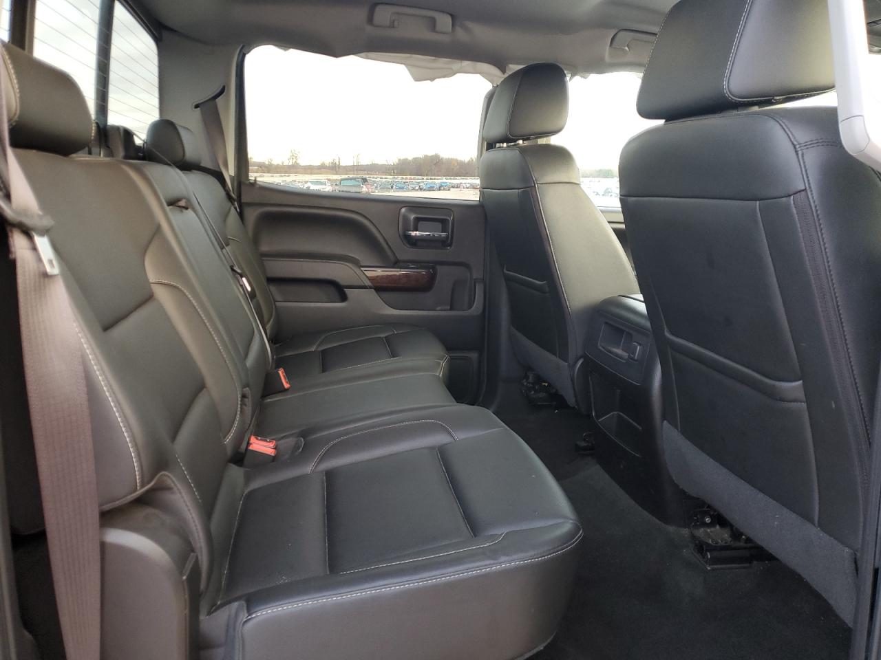 2017 GMC Sierra - Image 10