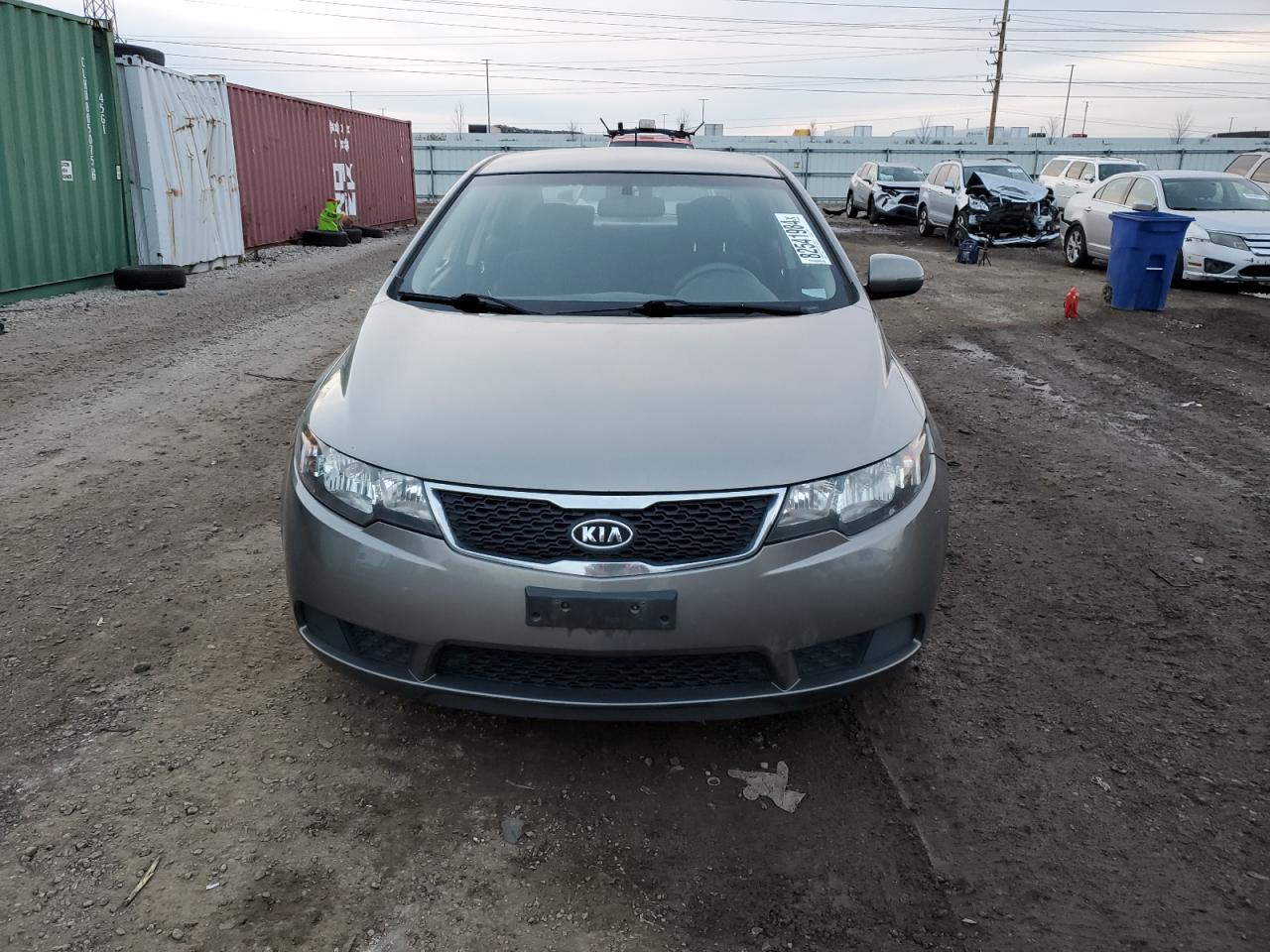 VIN KNAFU4A27D5648012 2013 KIA FORTE no.5