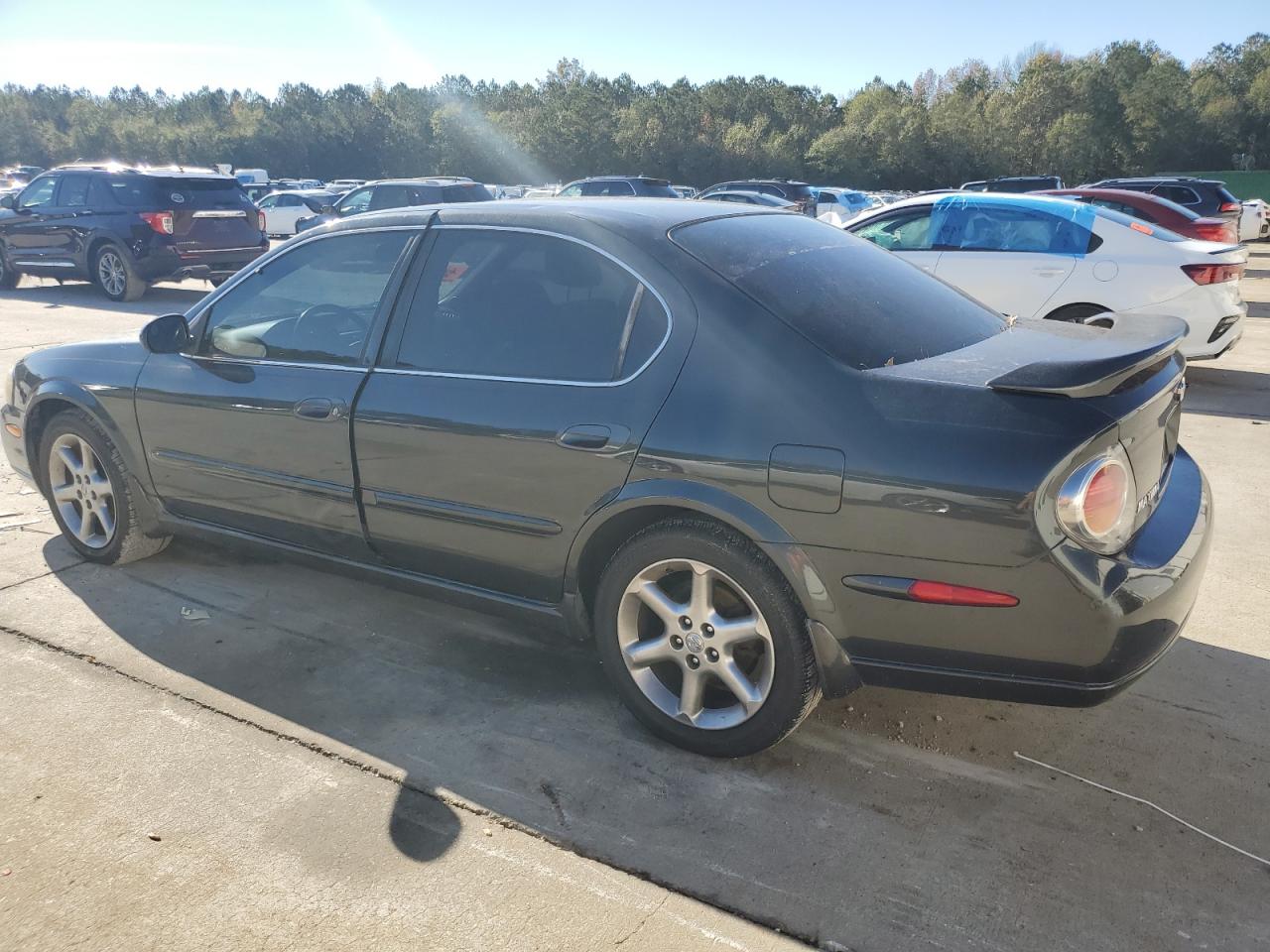 2003 Nissan Maxima - Image 2