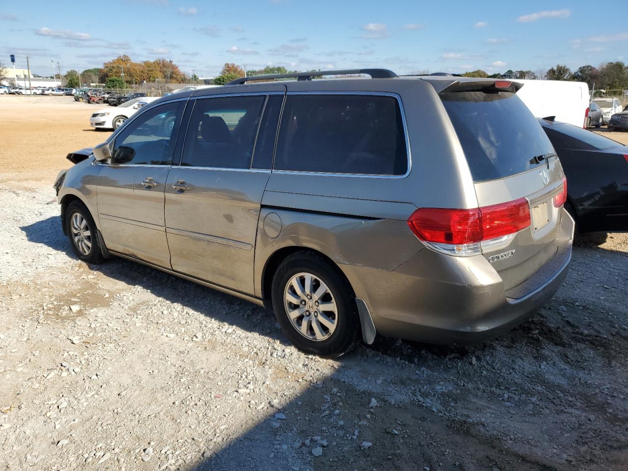 2009 Honda Odyssey - Image 2