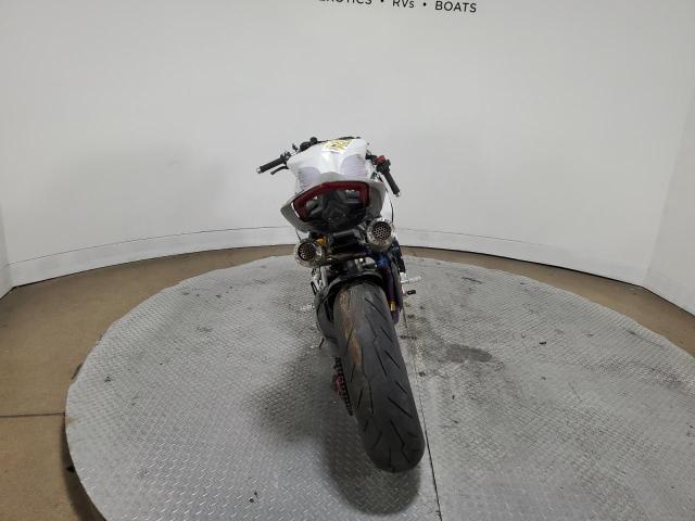 2022 DUCATI PANIGALE V2