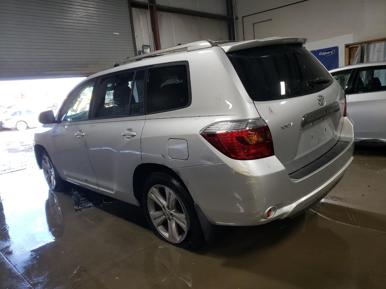 2008 Toyota Highlander - Image 2