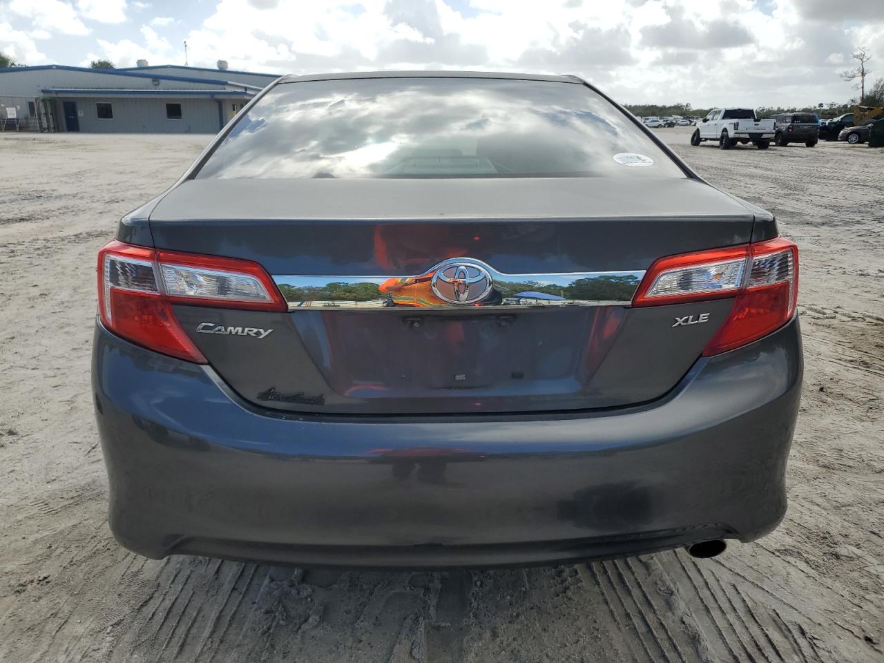 2012 Toyota Camry Base VIN: 4T4BF1FK6CR205701 Lot: 78917424