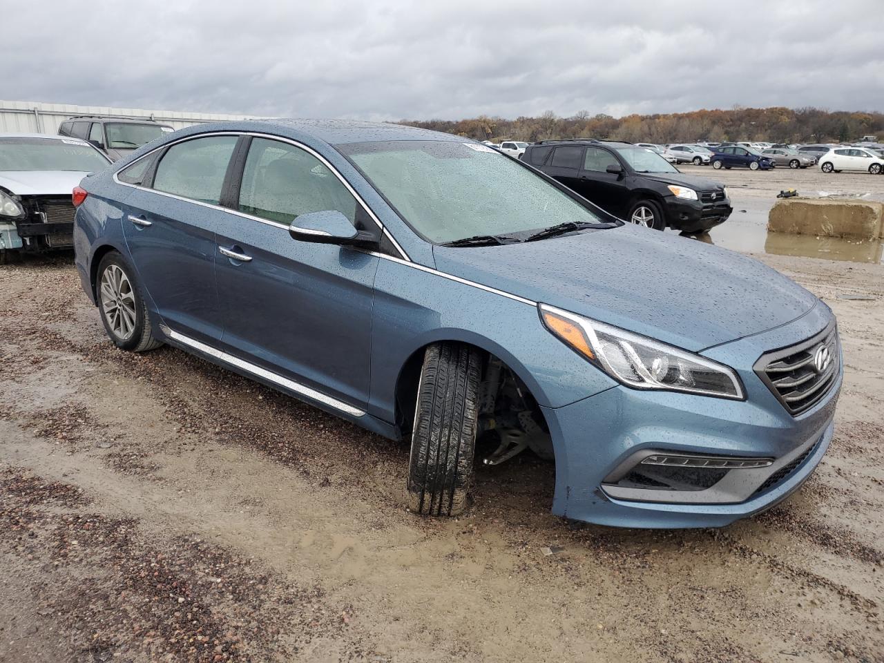 2016 Hyundai Sonata - Image 4