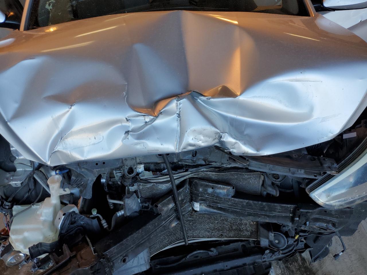 2014 Hyundai Accent - Image 12