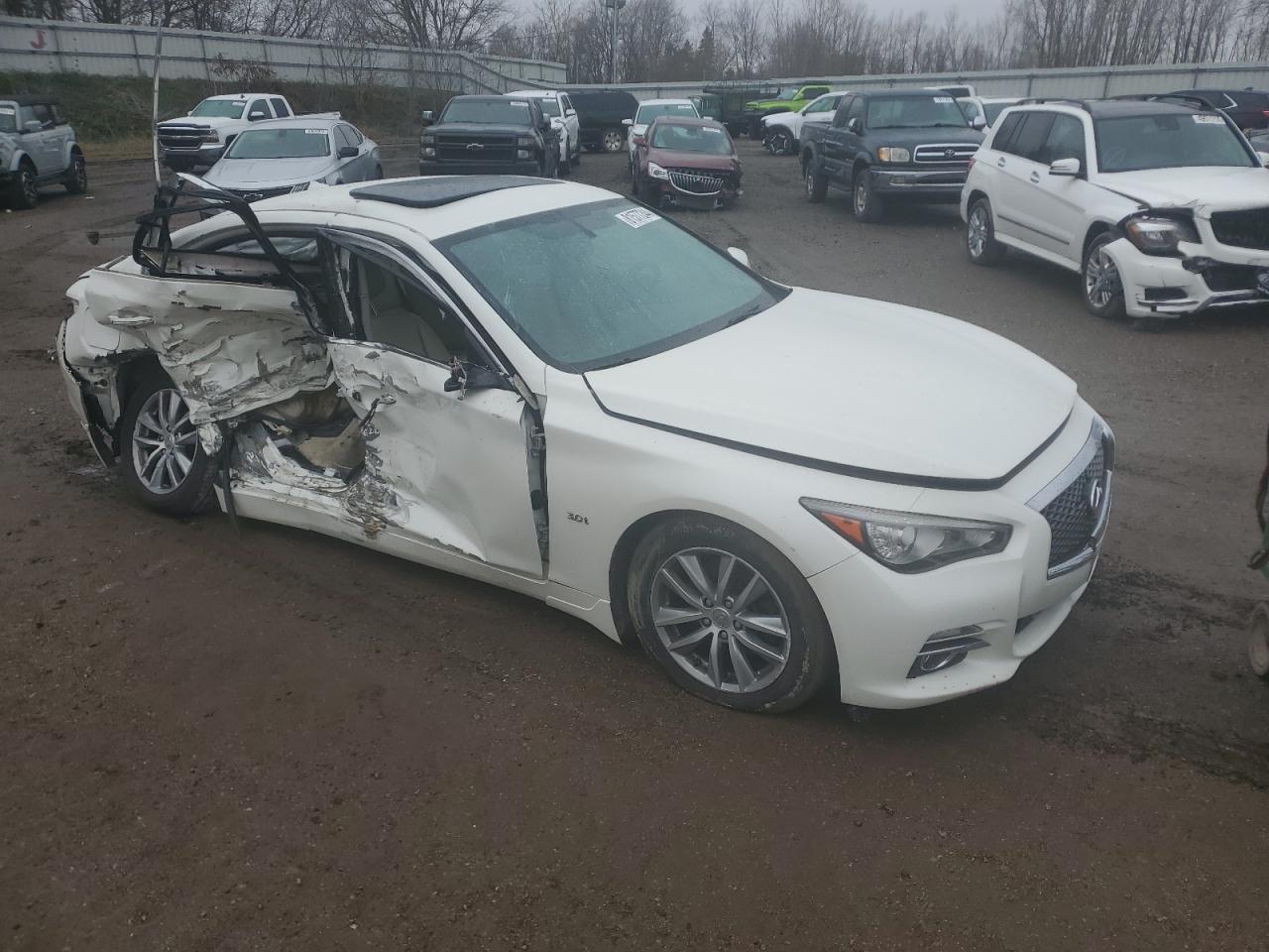 VIN JN1EV7AR4GM345860 2016 INFINITI Q50 no.4