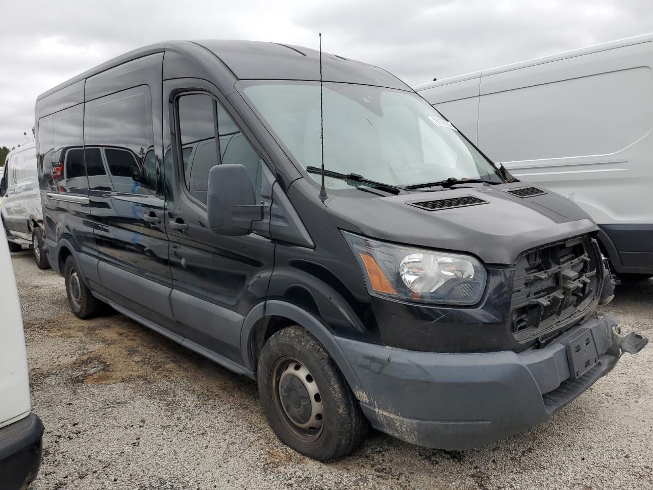 2017 Ford Transit - Image 4