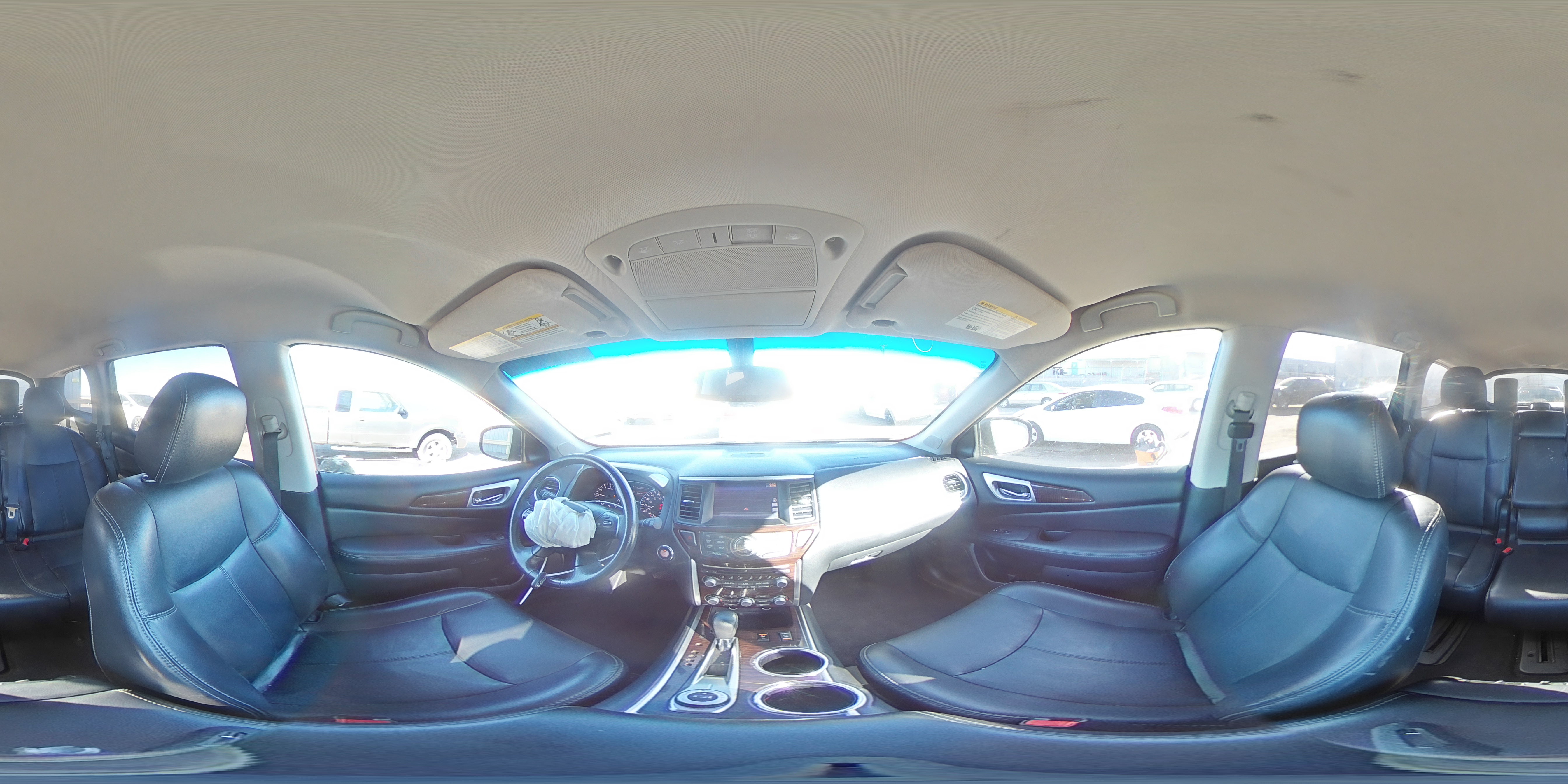 2014 Nissan Pathfinder - Image 16