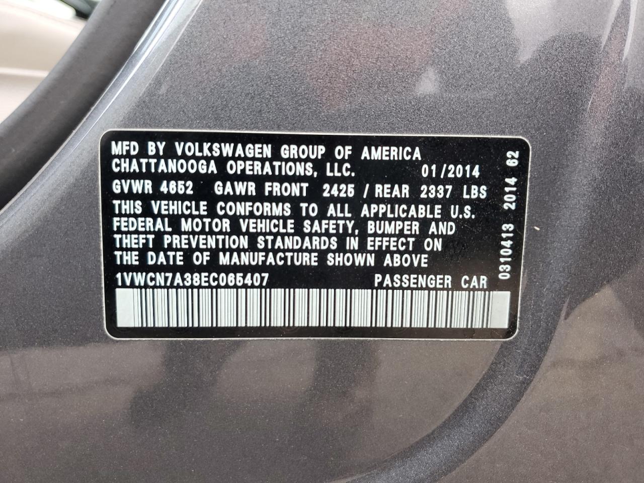 2014 Volkswagen Passat - Image 14