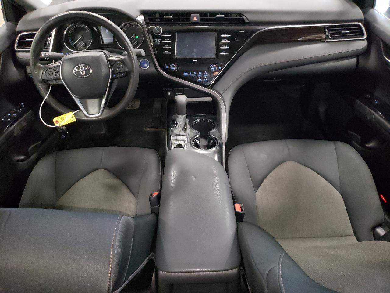2020 Toyota Camry - Image 8